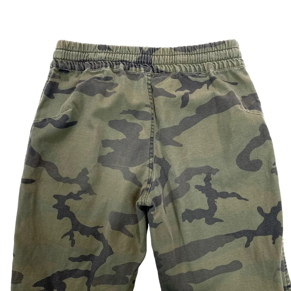 ARITZIA Tna Alix Pant High-waisted Elastic-cuff Camo Joggers in Green Size S